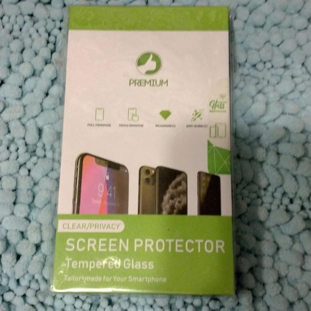 NWT 3pk iPhone 6.1 Inch Tempered Glass Protector